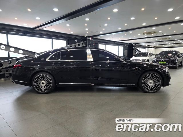 Mercedes-Benz S-Class (W223) Maybach S680 4MATIC 2025 — фото 9