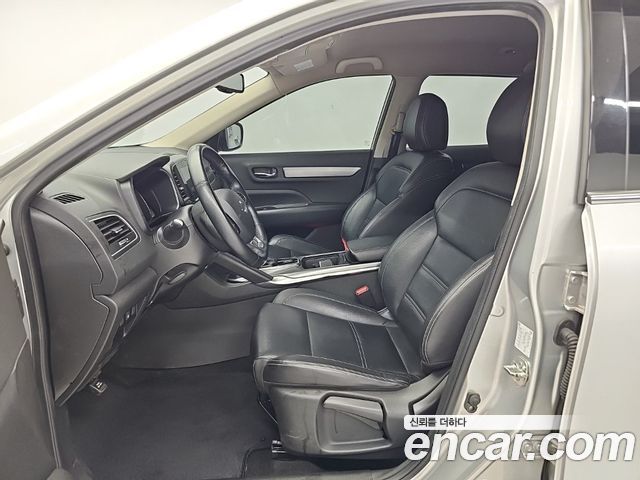 Renault Korea QM6 Diesel 2WD LE 2017 — фото 15