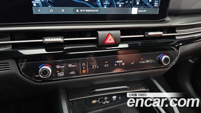 Kia Sportage (V) Gasoline 1.6 Turbo 2WD Noblesse 2026 — фото 18