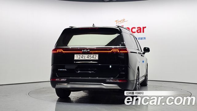 Kia Carnival (IV) Gasoline 9-Seater Signature 2023 — фото 4