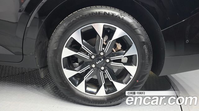 Kia Carnival (IV) Gasoline 9-Seater Signature 2023 — фото 5