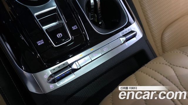 Kia Carnival (IV) Gasoline 9-Seater Signature 2023 — фото 17