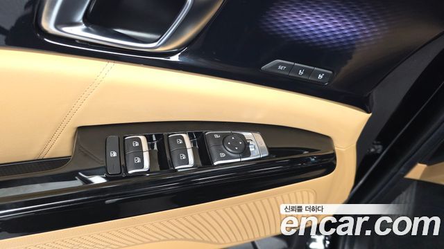 Kia Carnival (IV) Gasoline 9-Seater Signature 2023 — фото 20