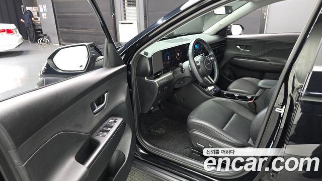 Hyundai Kona (SX2) Gasoline 2.0 2WD Premium 2024 — фото 9