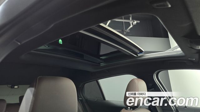 BMW 1 Series (F40) 120i M Sports 2023 — фото 17