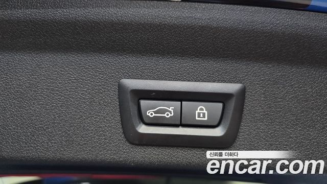 BMW 1 Series (F40) 120i M Sports 2023 — фото 19