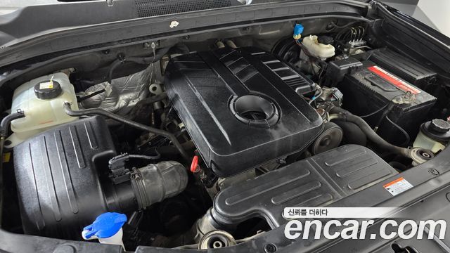 KG Mobility (SsangYong) Rexton Sports Khan Diesel 2.2 4WD Professional S (5-Link) 2019 — фото 6