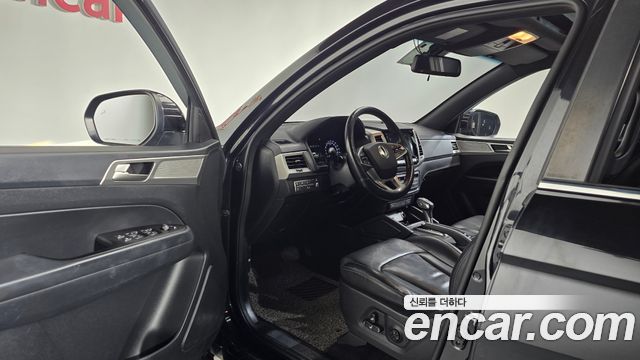KG Mobility (SsangYong) Rexton Sports Khan Diesel 2.2 4WD Professional S (5-Link) 2019 — фото 10