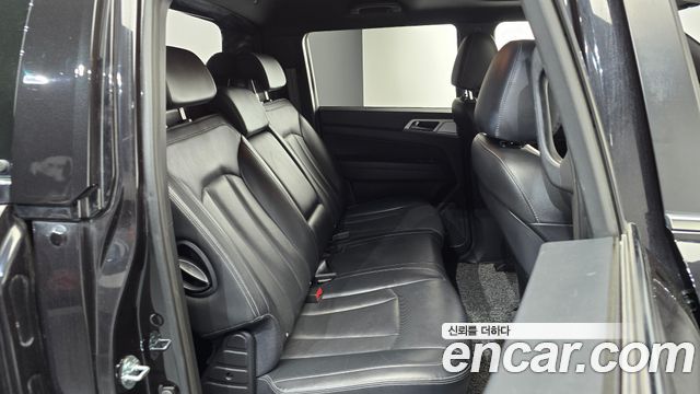 KG Mobility (SsangYong) Rexton Sports Khan Diesel 2.2 4WD Professional S (5-Link) 2019 — фото 15