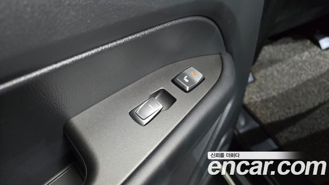 KG Mobility (SsangYong) Rexton Sports Khan Diesel 2.2 4WD Professional S (5-Link) 2019 — фото 24
