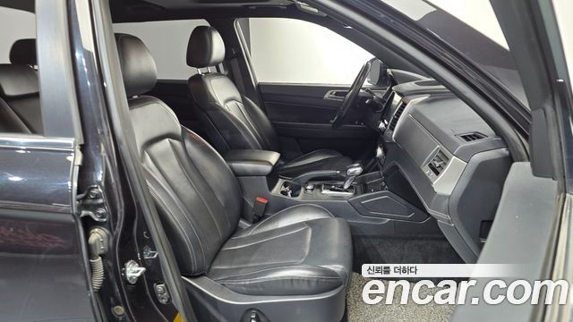 KG Mobility (SsangYong) Rexton Sports Khan Diesel 2.2 4WD Professional S (5-Link) 2019 — фото 32