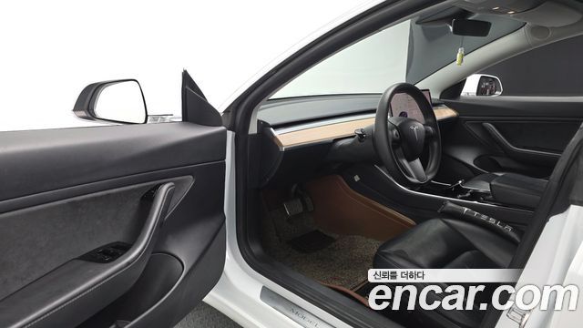 Tesla Model 3 Long Range AWD 2020 — фото 10