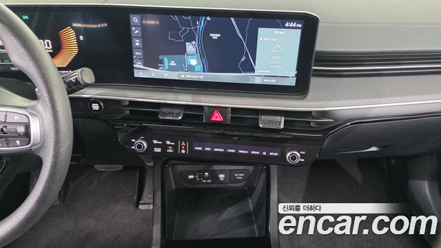 Kia K5 Hybrid (III) Prestige 2024 — фото 14