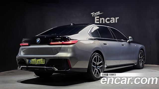 BMW 7 Series (G70) 740d xDrive M Sport 2025 — фото 2