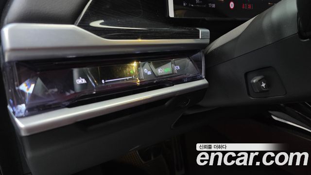 BMW 7 Series (G70) 740d xDrive M Sport 2025 — фото 20