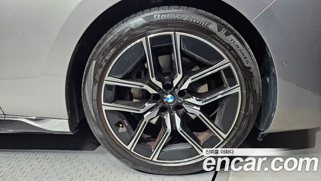 BMW 7 Series (G70) 740d xDrive M Sport 2025 — фото 21