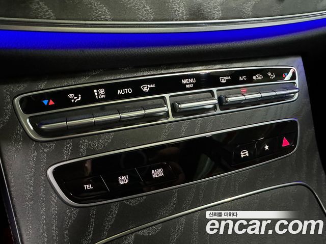 Mercedes-Benz E-Class (W213) E350 4MATIC AMG Line Edition 2021 — фото 19