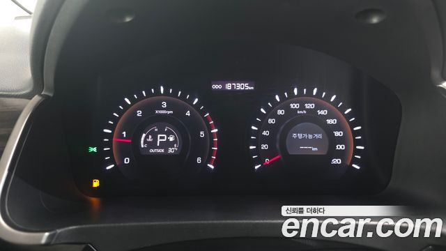 KG Mobility (SsangYong) Korando C 2.0 CVT 2WD High-Deluxe 2014 — фото 8
