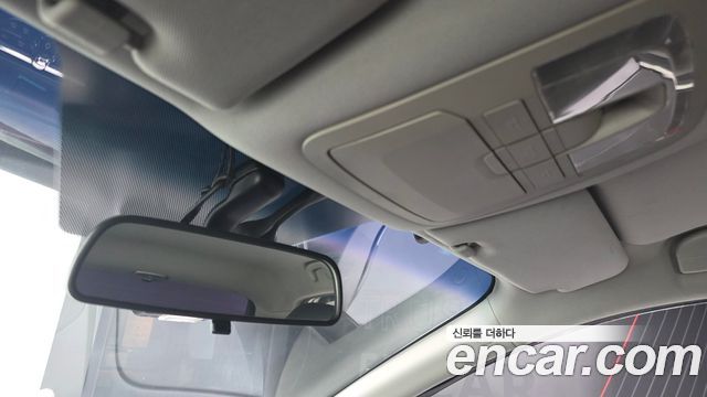 KG Mobility (SsangYong) Korando C 2.0 CVT 2WD High-Deluxe 2014 — фото 17