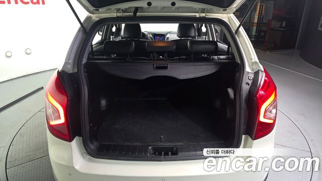 KG Mobility (SsangYong) Korando C 2.0 CVT 2WD High-Deluxe 2014 — фото 20