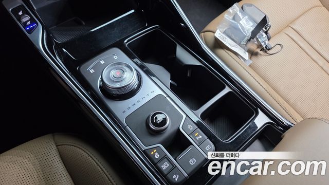 Kia Sorento (IV) Gasoline 2.5T 2WD Noblesse 2024 — фото 9