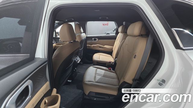 Kia Sorento (IV) Gasoline 2.5T 2WD Noblesse 2024 — фото 16