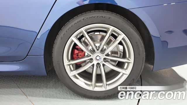 BMW 5 Series (G30) 520d M Sport Package Plus 2020 — фото 21