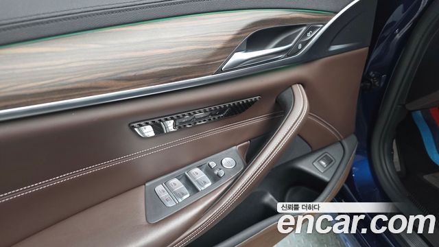BMW 5 Series (G30) 520d M Sport Package Plus 2020 — фото 30