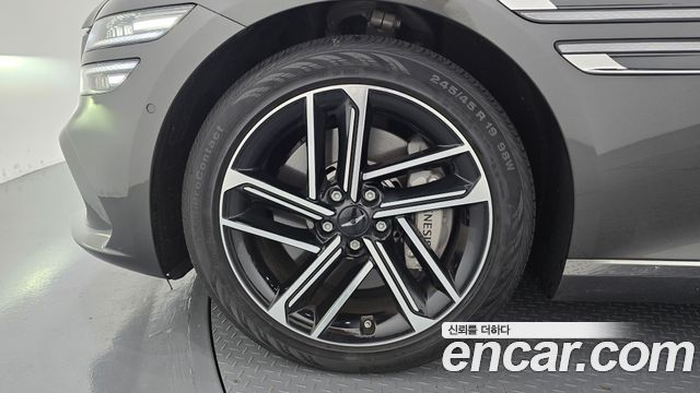 Genesis G80 (RG3) Gasoline 2.5 Turbo AWD 2025 — фото 5