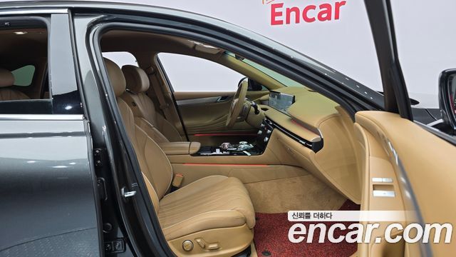 Genesis G80 (RG3) Gasoline 2.5 Turbo AWD 2025 — фото 15