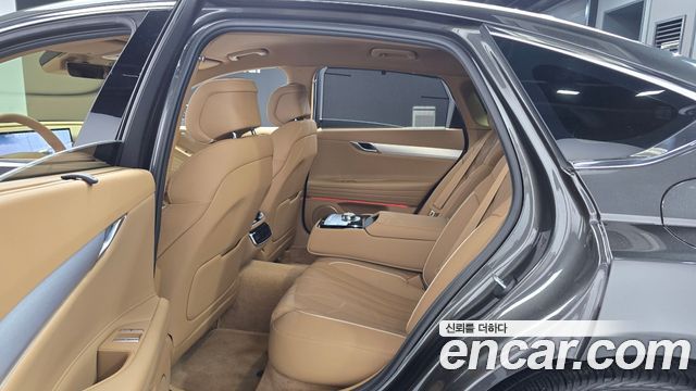 Genesis G80 (RG3) Gasoline 2.5 Turbo AWD 2025 — фото 16