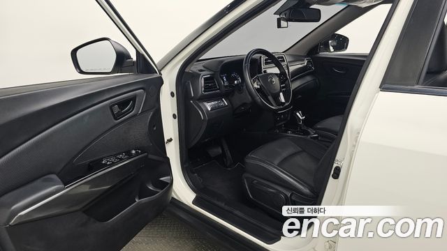 KG Mobility (SsangYong) Tivoli Air 1.5 A3 2WD 2021 — фото 10