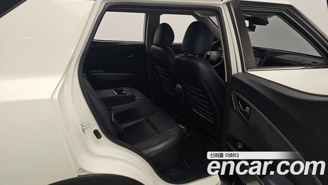 KG Mobility (SsangYong) Tivoli Air 1.5 A3 2WD 2021 — фото 16
