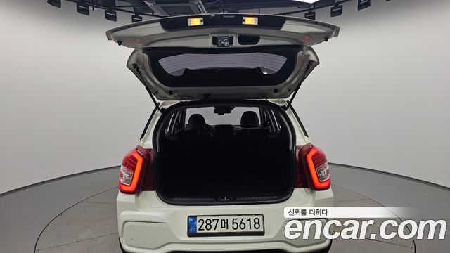 KG Mobility (SsangYong) Tivoli Air 1.5 A3 2WD 2021 — фото 24