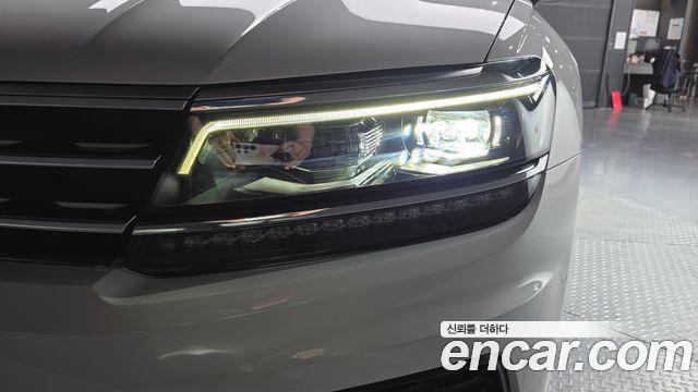 Volkswagen Tiguan (II) 2.0 TDI Prestige 2020 — фото 22