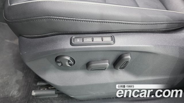 Volkswagen Tiguan (II) 2.0 TDI Prestige 2020 — фото 32