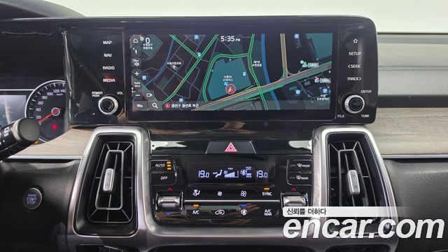 Kia Sorento (IV) Gasoline 2.5T 2WD Trendy 2022 — фото 12