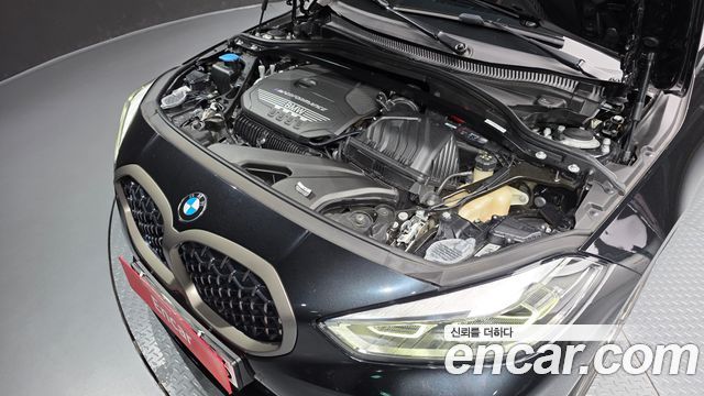BMW 1 Series (F40) M135i xDrive 2024 — фото 6