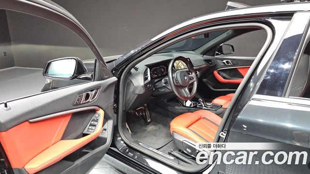 BMW 1 Series (F40) M135i xDrive 2024 — фото 10