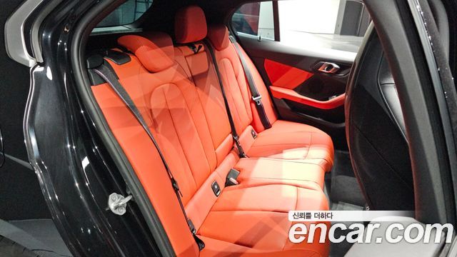 BMW 1 Series (F40) M135i xDrive 2024 — фото 11