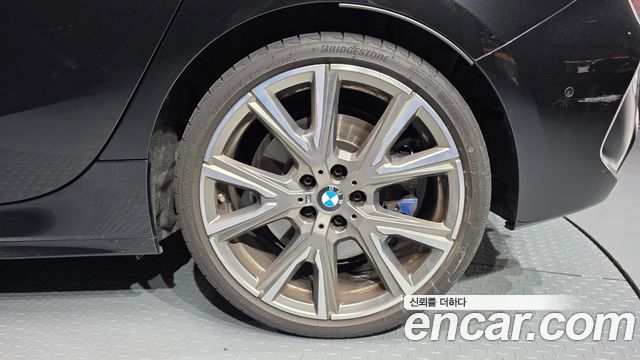 BMW 1 Series (F40) M135i xDrive 2024 — фото 21