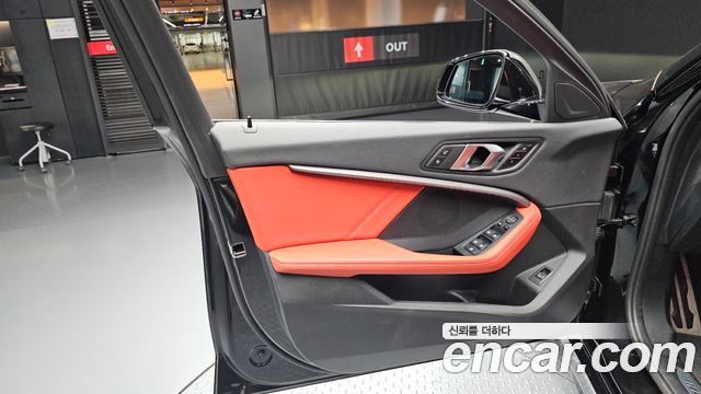 BMW 1 Series (F40) M135i xDrive 2024 — фото 24