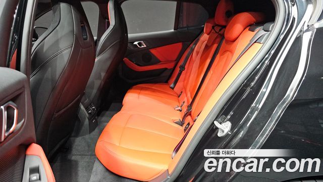BMW 1 Series (F40) M135i xDrive 2024 — фото 26