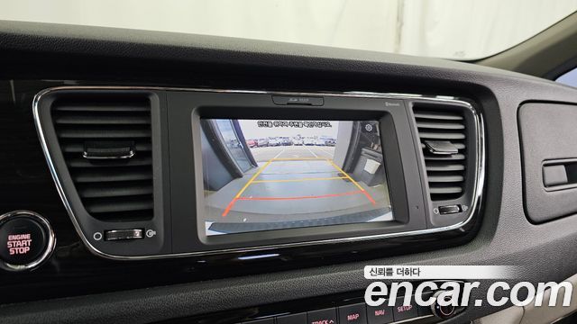 Kia Carnival 11-Seater Prestige 2019 — фото 15