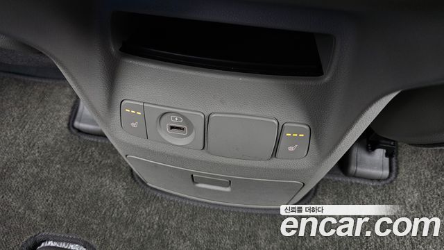 Kia Carnival 11-Seater Prestige 2019 — фото 19
