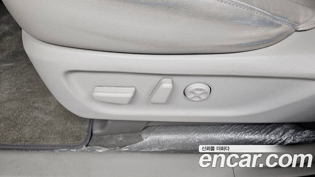 Kia Carnival 11-Seater Prestige 2019 — фото 31