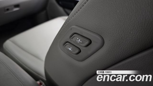 Kia Carnival 11-Seater Prestige 2019 — фото 34