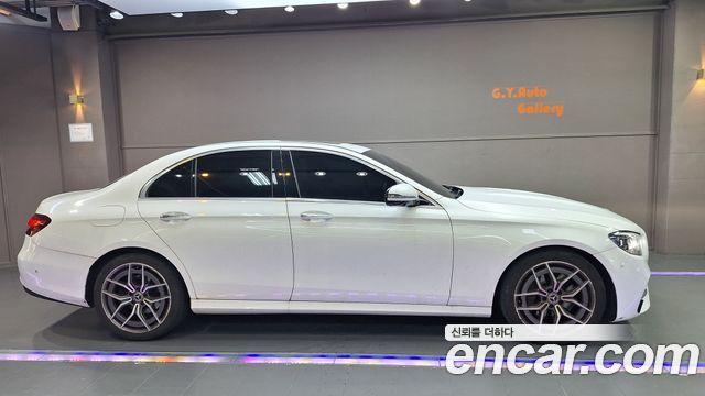 Mercedes-Benz E-Class (W213) E220d 4MATIC AMG Line