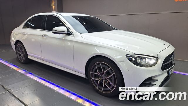 Mercedes-Benz E-Class (W213) E220d 4MATIC AMG Line 2021 — фото 3