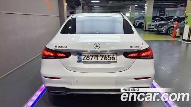 Mercedes-Benz E-Class (W213) E220d 4MATIC AMG Line 2021 — фото 5